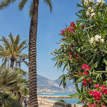 Lägenhet Magnifique Limitrophe Monaco, Parking Prive *