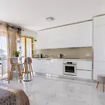 Apartment Magnifique Limitrophe Monaco, Parking Prive *